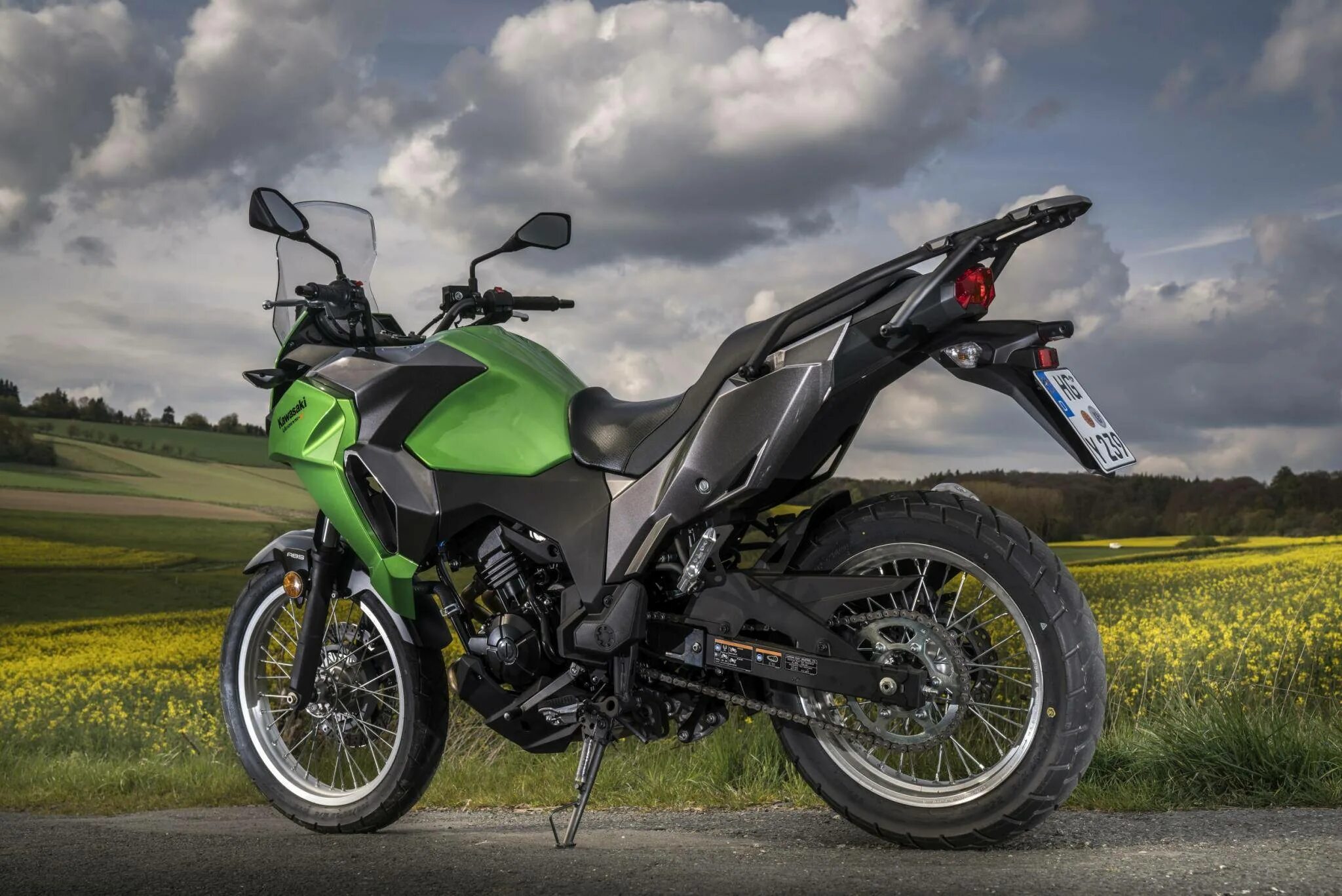 Kawasaki versys x. Версус 300. Kawasaki versys x. Kawasaki versys 300. Kawasaki versys 300.