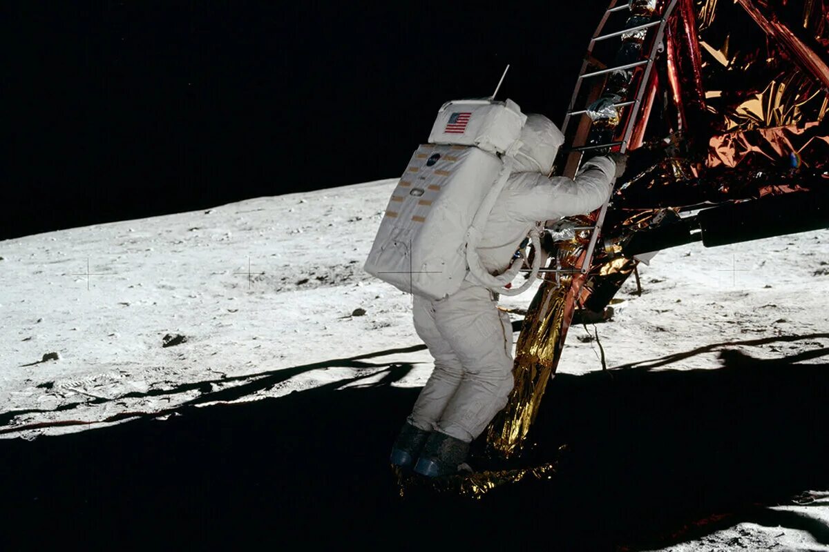 Полет на луну туристом. Аполлон 11 1969. Астронавты Аполлон 11. Аполлон 11 кадры.