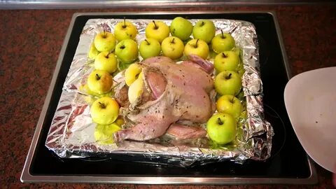 Яблоки курам