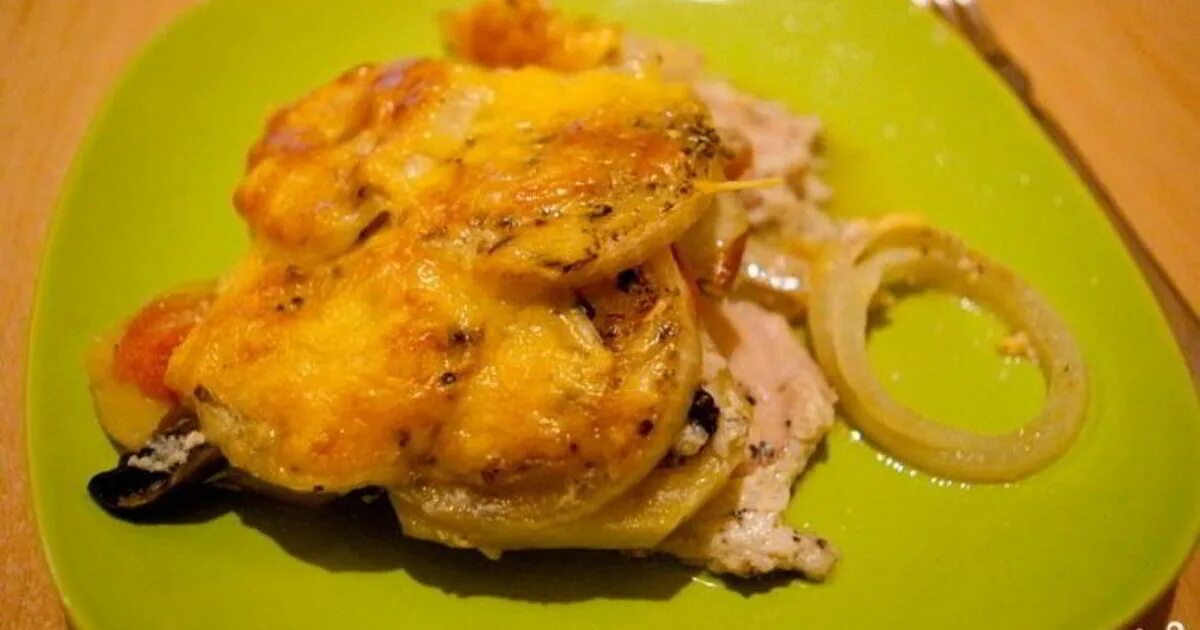 Филе куриное. Французские куриные котлеты. Мясо по французски. Мясо по-французски из куриной грудки. Котлета по французски.