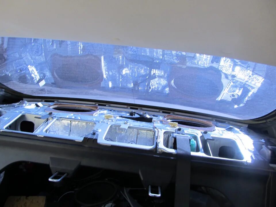 ШВИ задней полки Toyota Corolla e150 - детально. - Сообщество "Шумовиброизоляция