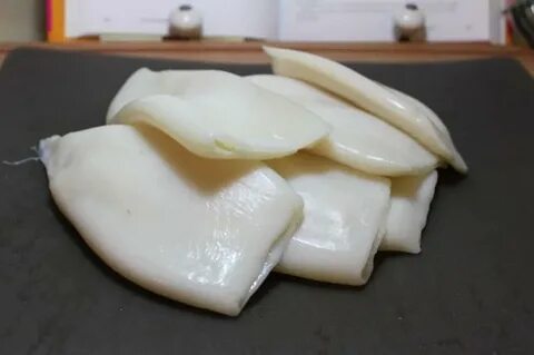 Печень кальмара едят