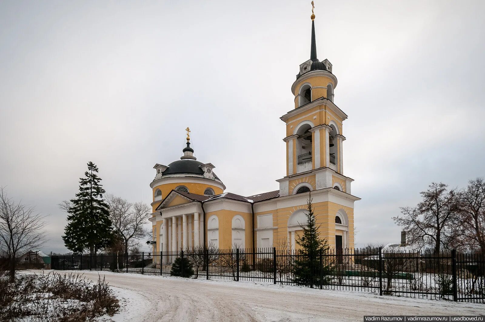 Храм белый раст