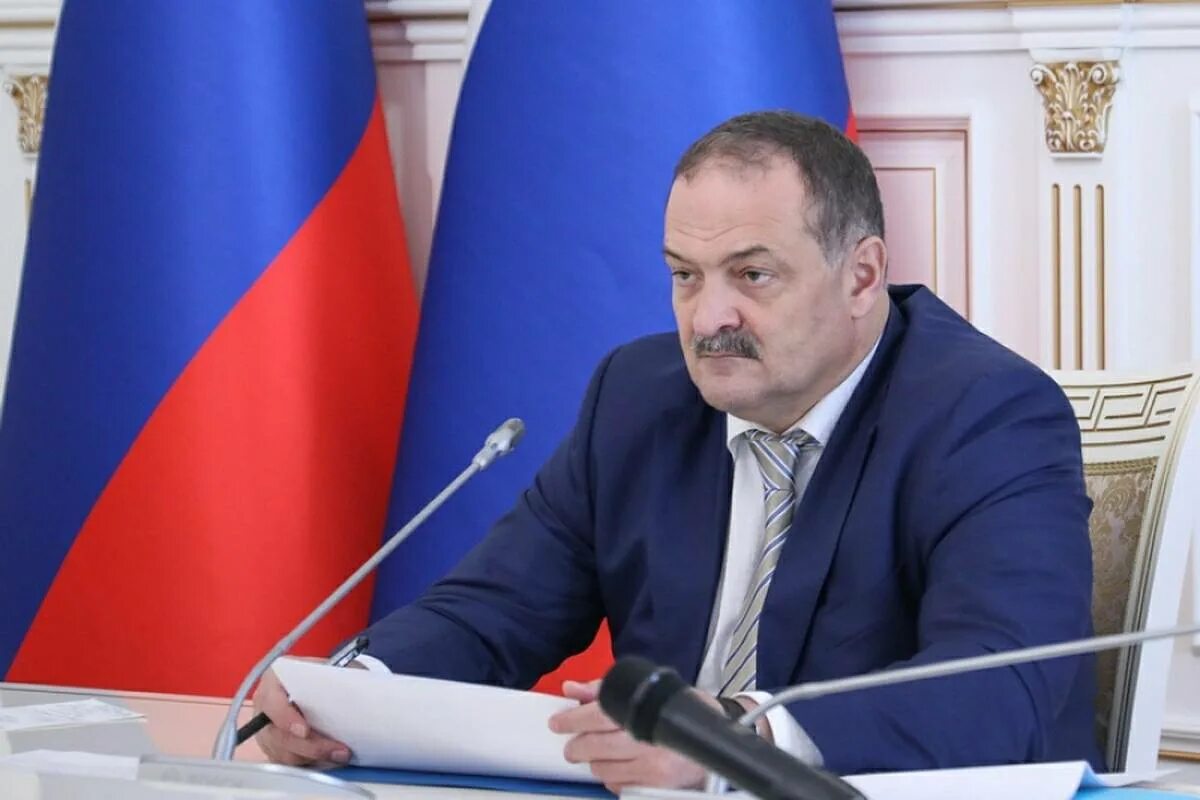 Рамазан гаджимурадович абдулатипов российский политик. Глава дагестанской. Глава дагестана 2021. Глава дагестанской. Глава республики дагестан.