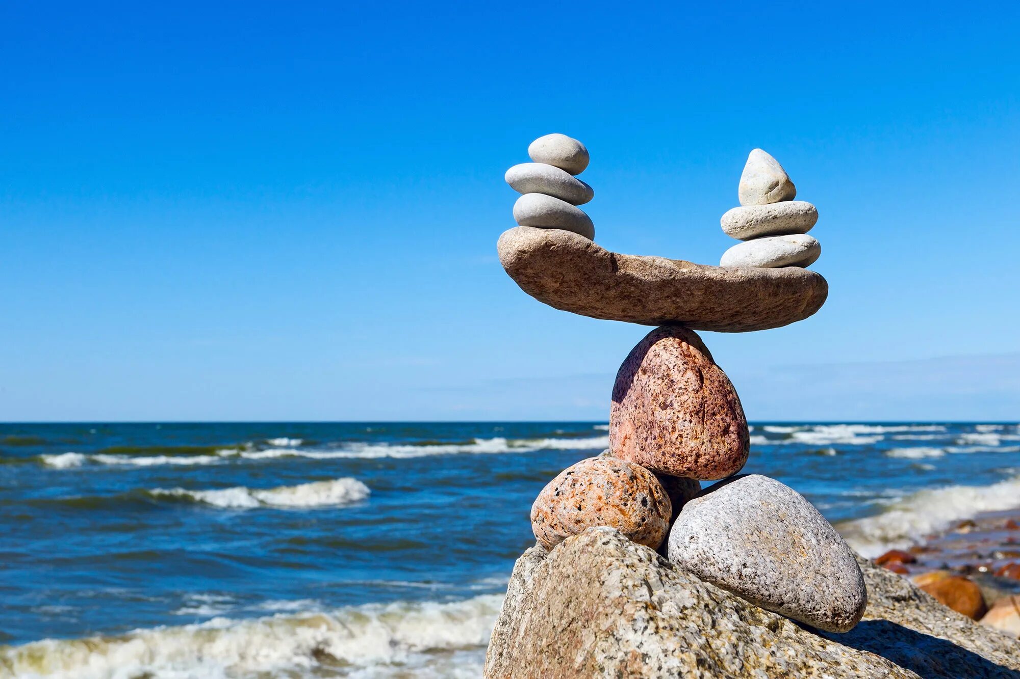 Равновесие сайт. Равновесие. Гармония и равновесие. Гармония и баланс. Камни равновесие.