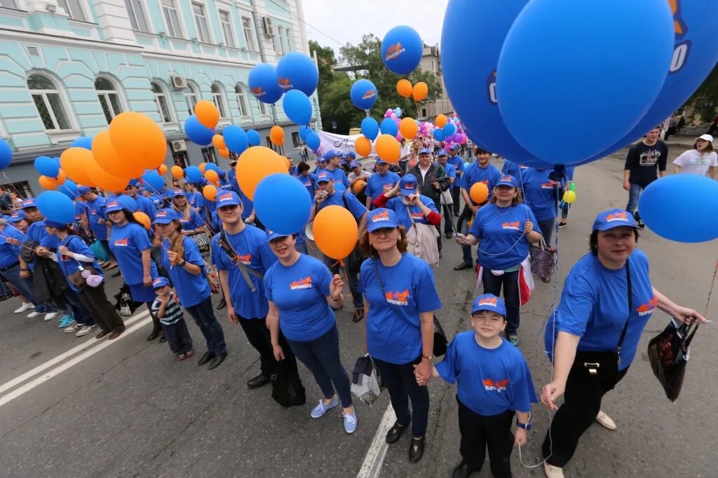 Отметить день рождения во владивостоке. С днем рождения Владивосток. Владивосток праздник. Фото с днем рождения Владивосток. Детский день рождения Владивосток 1200х300.