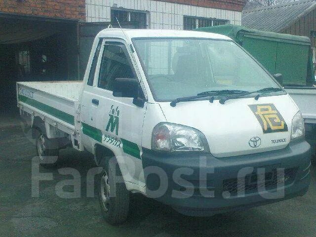 Тойота таун айс владивосток. Toyota Town Ace 2003 года. Тойота Таун айс 2003 года.