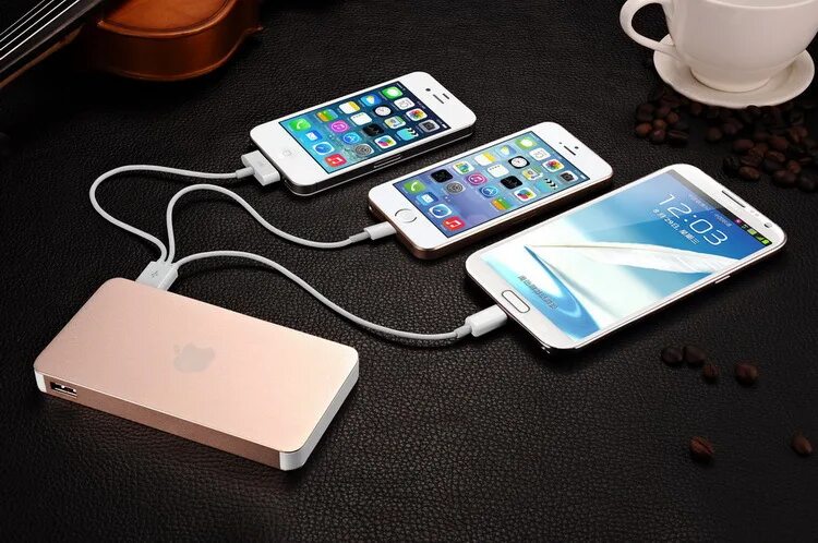 Пауэр Бэнк зарядка для айфона. Power Bank с беспроводной зарядкой для iphone. Внешний аккумулятор Power Bank для iphone 5. Беспроводная зарядка для iphone 14 Пауэр банк с беспроводной.