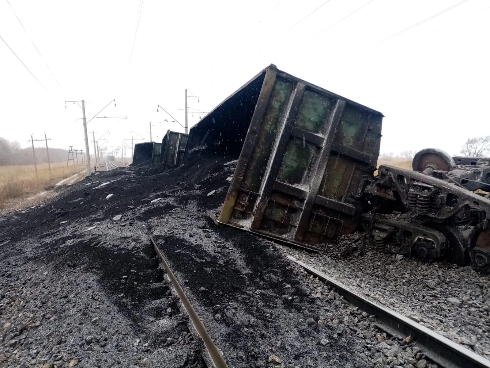 Сход вагонов ДВЖД. Талдан сход вагонов. Сход вагонов 20,06 2022. Сход вагонов на жд сегодня