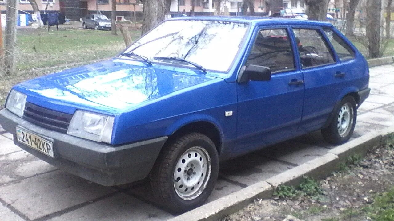 ВАЗ 2109 синяя. ВАЗ 2109 1998 синий. ВАЗ 2109 тëмно синяя. 9 синих 9 синих 10 3