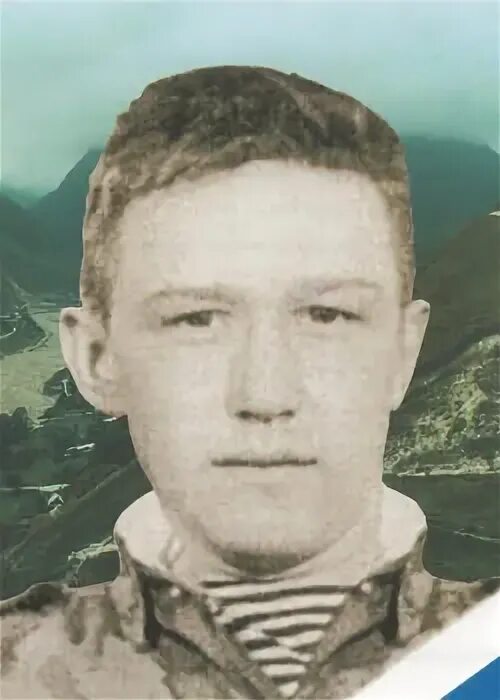 Тракторист темирбулатов. Салаутдин темирбулатов тракторист. тракторист чеченский полевой командир. салаудин тимербулатов. салаудин хасмагамадович тимирбулатов казнь.