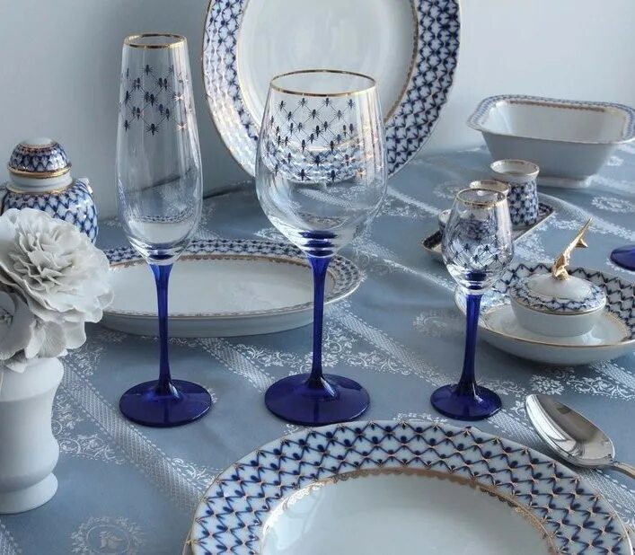 Санкт-петербург. Императорский фарфор магазины в москве. Россия москва мясницкая улица 40а императорский фарфор. Фарфоровый завод в санкт-петербурге. Императорский фарфор, санкт-петербург, улица академика крылова.