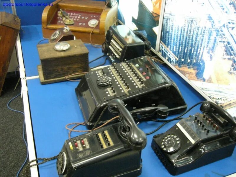 Телефонная станция ВТУС 70. Телефонный аппарат связиста. Правительственный телефонный аппарат. Правительственная связь.