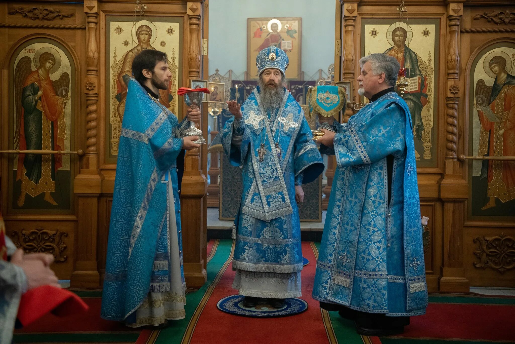 храм иконы божией матери знамение астраханская епархия. томск иконы храма божья матерь знамение. яковщино церковь яковщина знаменская. село курья знаменская церковь. церковь иконы божией матери знамение, красногорск внутри.