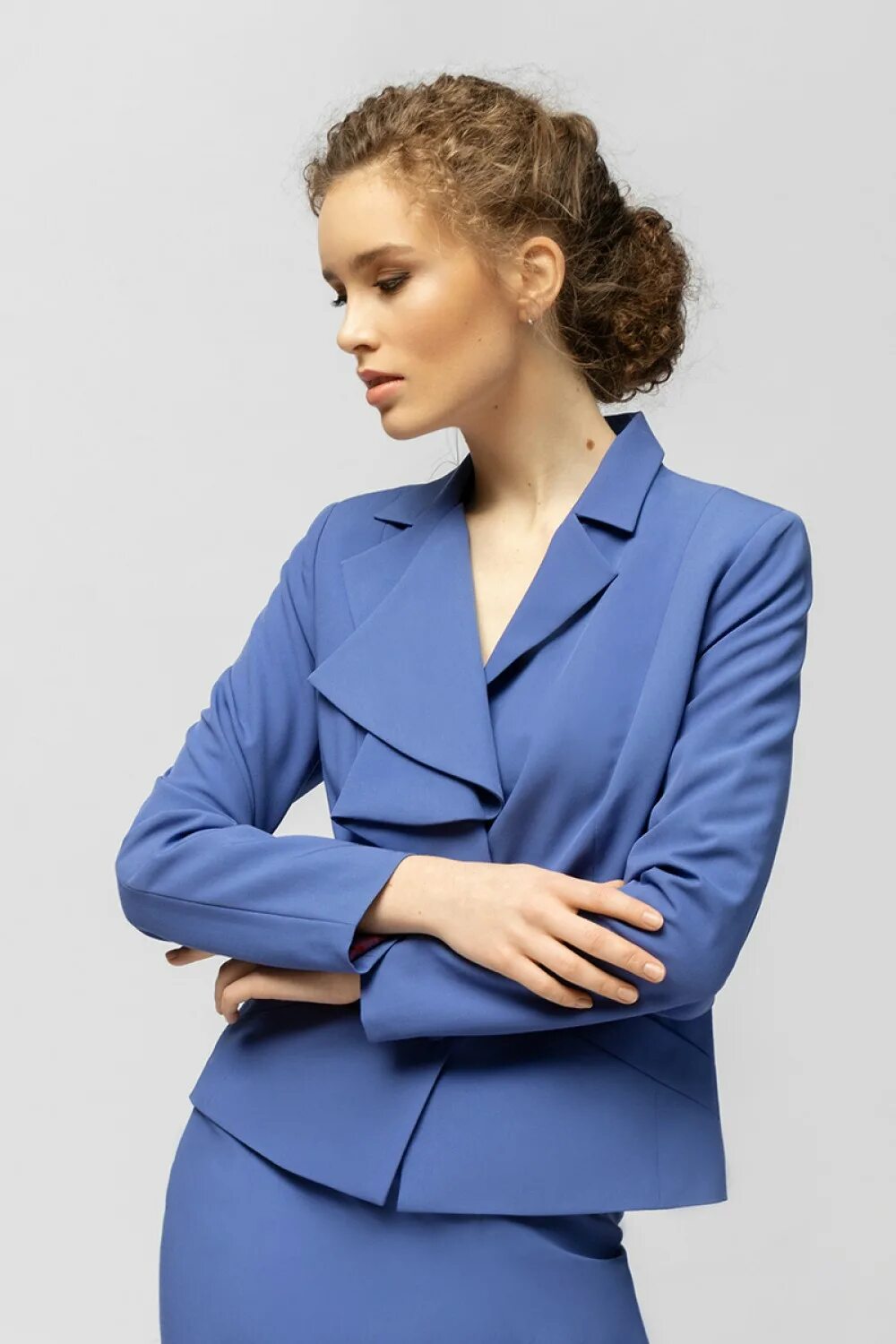 Прическа под пиджак женская Women in Suits: The Ladies Who Got It Right Suits for women, Tuxedo women, Fashi