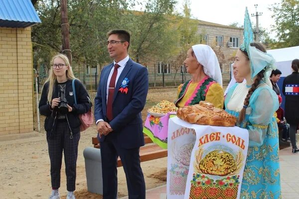 Погода в селе лиманском. Село Зензели Астраханской области. Село Зензели Астраханской области Лиманский район. Астрахань Лиман Зензели. Администрация Лиманского района Астраханской области.