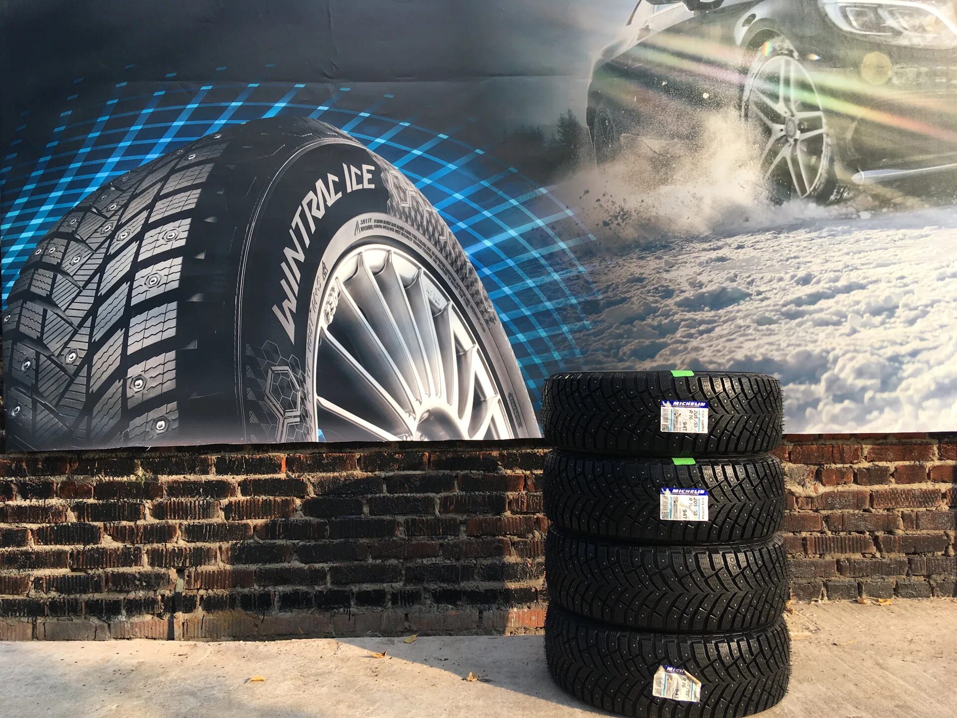 Шины мишлен айс. Michelin x-Ice North 4. Шины Michelin x-Ice North 4 205/55 r16. Шины Мишлен зимние шины реклама. Michelin x-Ice Nord реклама.