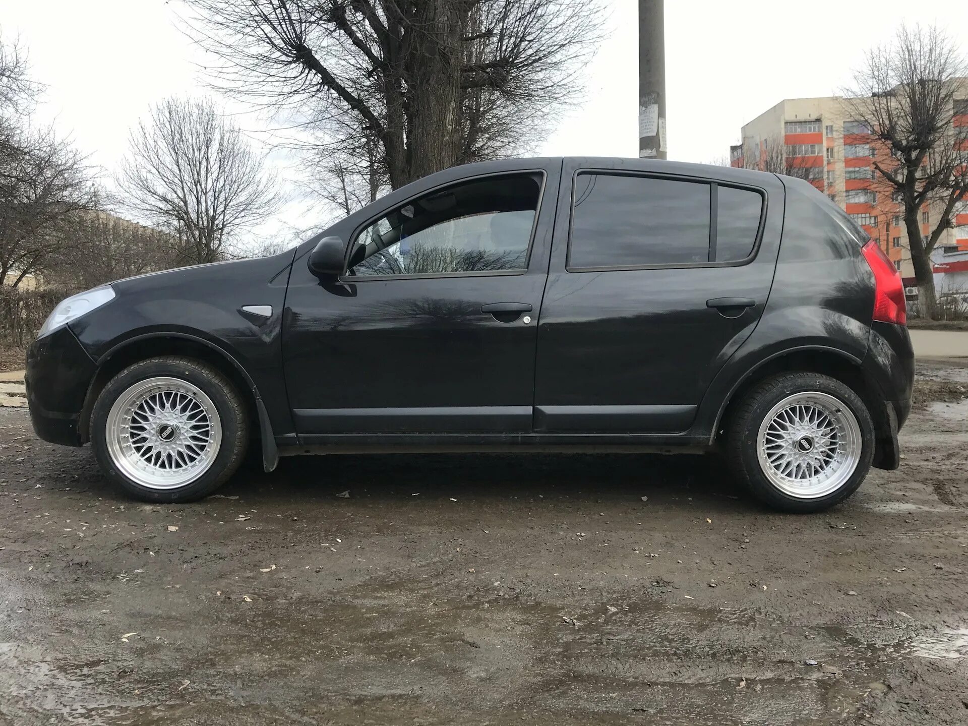 Диски Renault Sandero r16. Рено Сандеро r17. Диски Сандеро 1 r17. Диски r16 Sandero Stepway. Степвей r16 купить