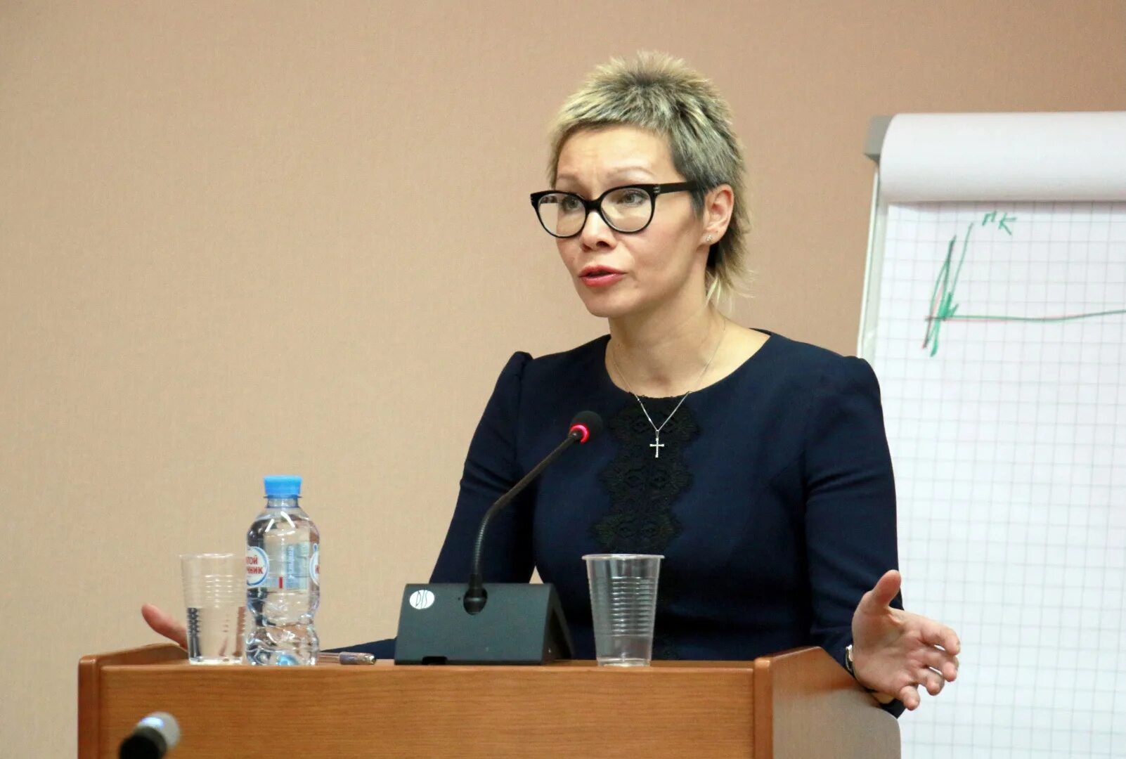 Елена пудова эпидемиолог новосибирск. Доктор эпидемиолог. Вирусолог эпидемиолог инфекционист. Змеева татьяна михайловна ярославль. Главный эпидемиолог вологодской области татьяна курганова.