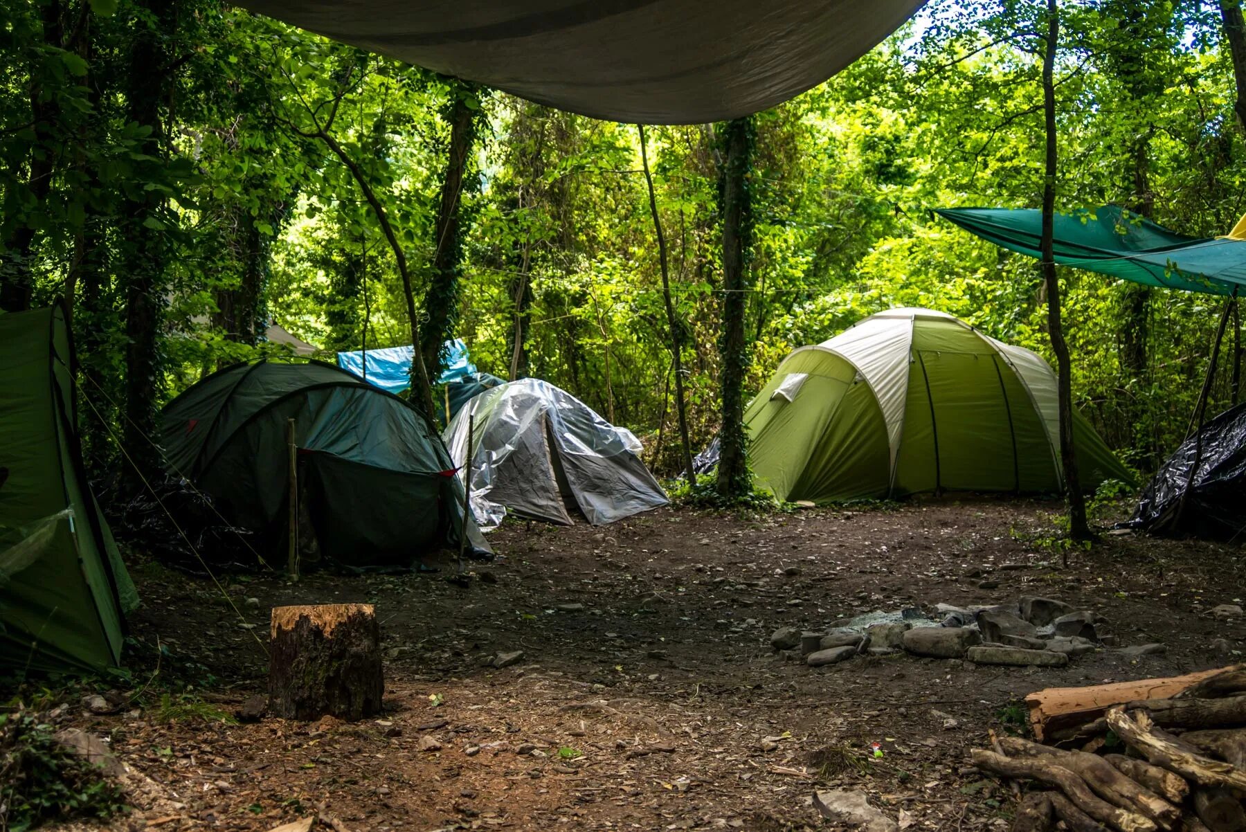 Rose camping. Пшадский приют Краснодарский край. Пшада кемпинг. Глэмпинг Лаго Наки. Таганай палаточный городок.