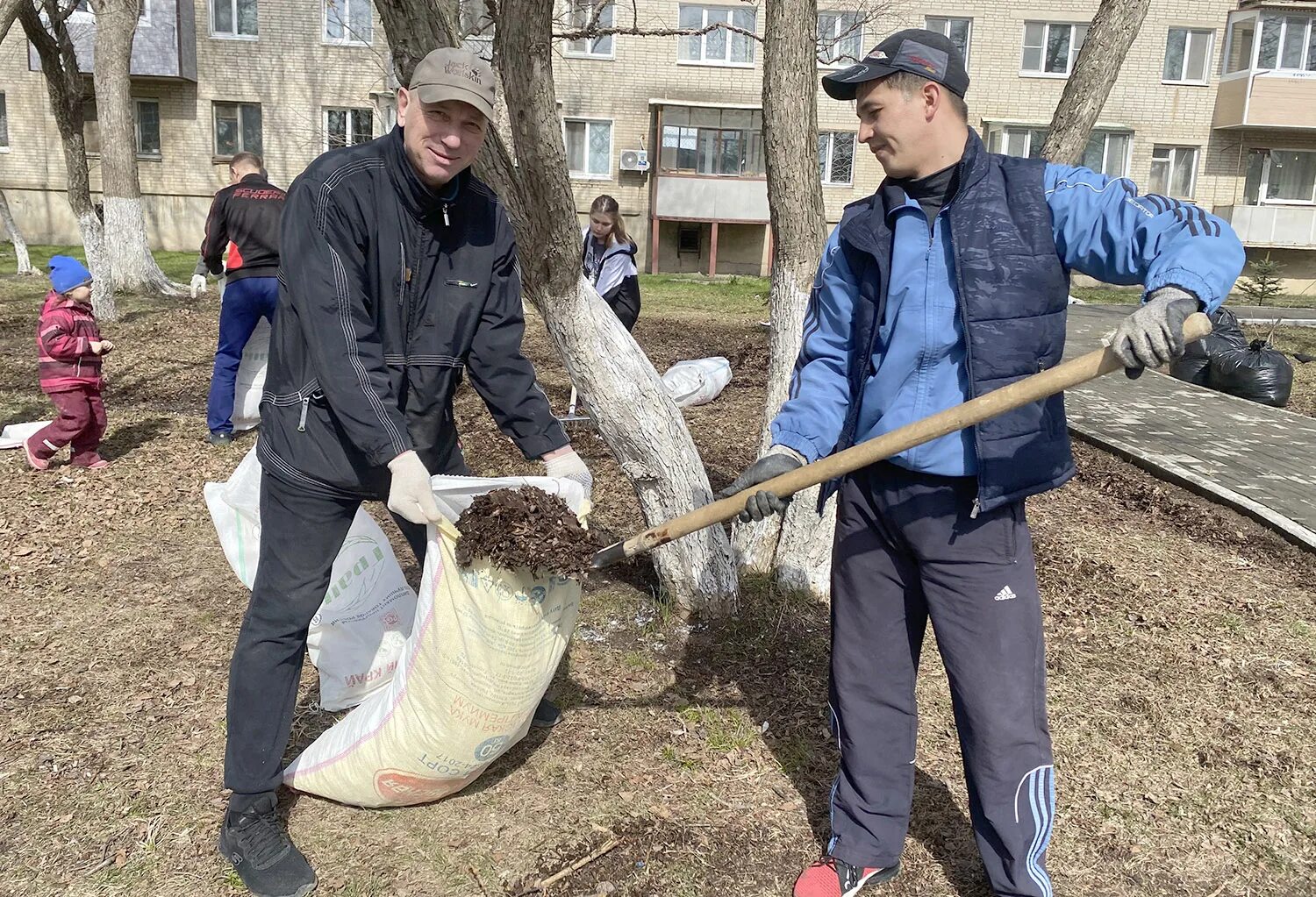 Обязательно ли ходить на субботник