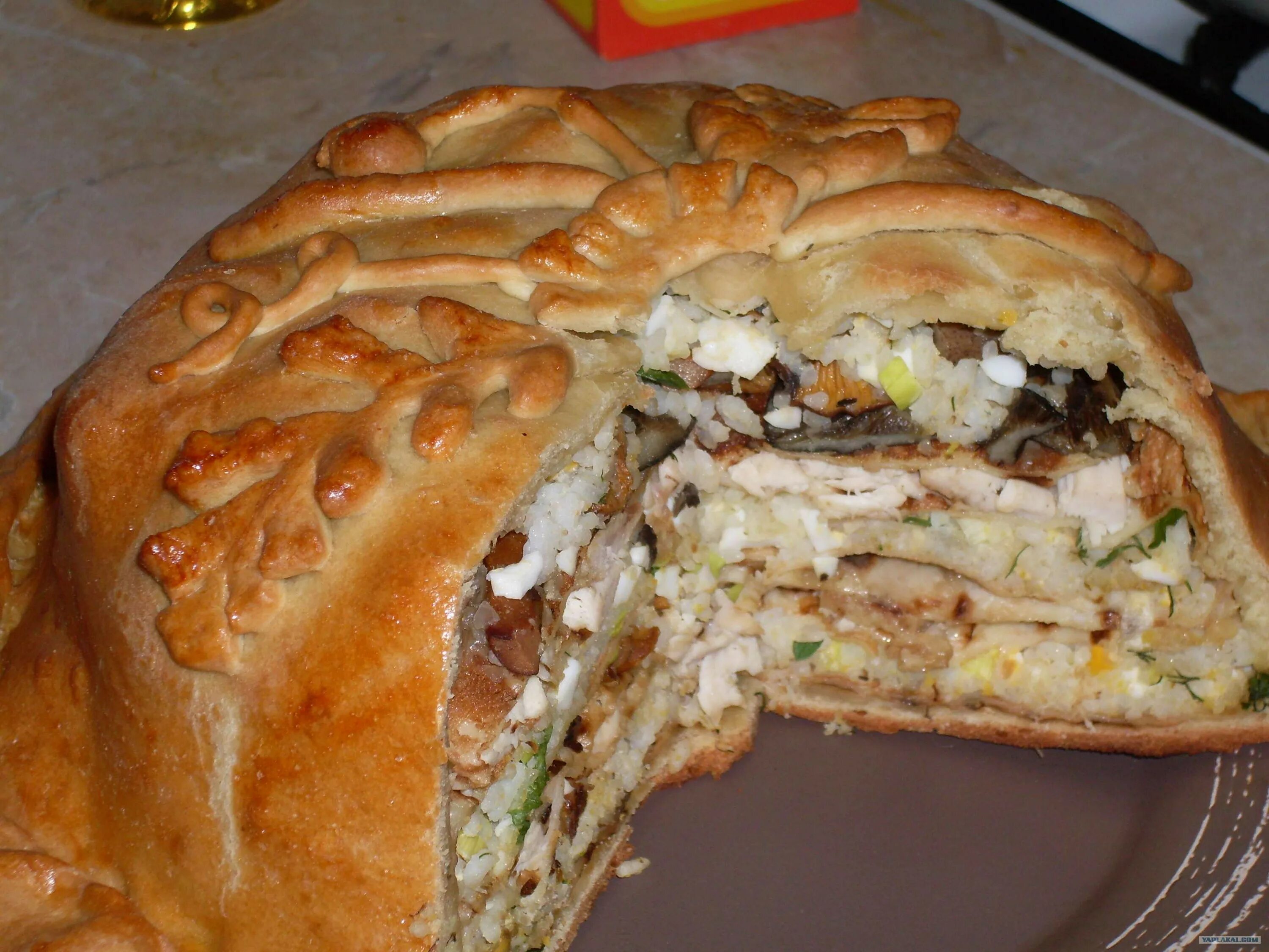 курник блинчатый пирог. штолле курник. курник из слоеного теста. блинный пирог курник. мордовский курник.