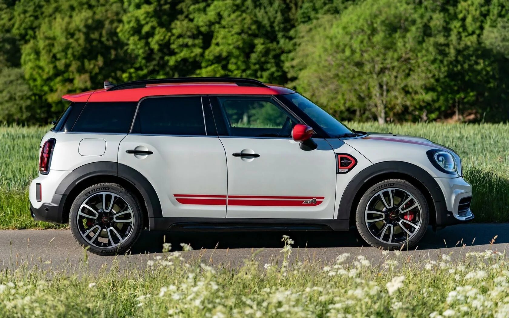 Mini Countryman JCW 2021. Mini Countryman John Cooper works 2021. Мини Купер JCW 2021. Mini John Cooper works Countryman 2020.