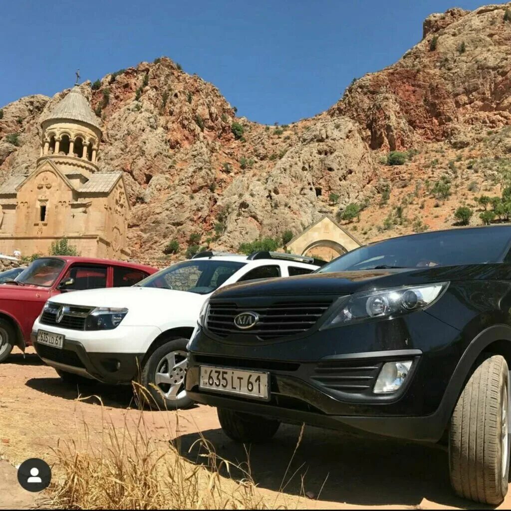 Какое авто из армении. Машины в армении. армянский автомобиль. авторынок армении. армянские тачки.