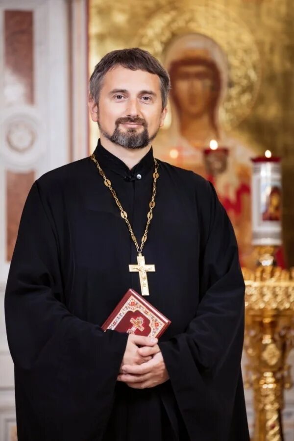 протоиерей сергий матвеев. кафедральный протоиерей. протоиерей сергий сабадаш ярославль. свято-троицкий кафедральный собор (ангарск). отец павел красноцветов настоятель казанского собора.