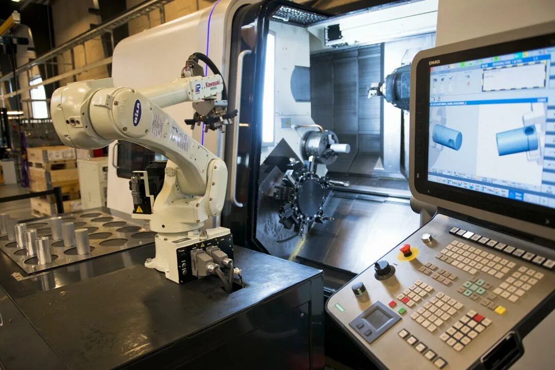 Оперативной системы чпу. Схема программного управления станком. Sinumerik 840d sl. Координатный станок по металлу с чпу nc 210. Панели управления системы чпу siemens 840d.