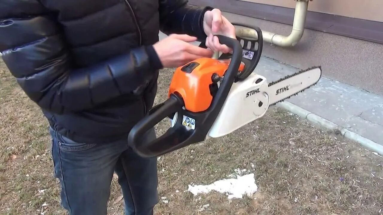 Как завести бензопилу штиль 180. Stihl ms211c. Завести бензопилу штиль 180. Штиль 180 бензопила 211. Штиль мс170 запуск.