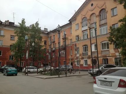 Двор алиса
