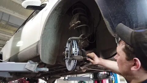 Когда менять передние