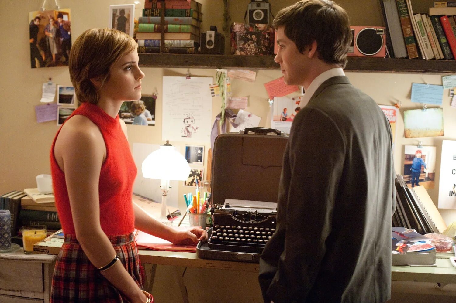 Part of being a woman. Эма уотсон хорошо быть тихоней. хорошо быть тихоней  the perks of being a wallflower (2012). логан лерман хорошо быть тихоней.