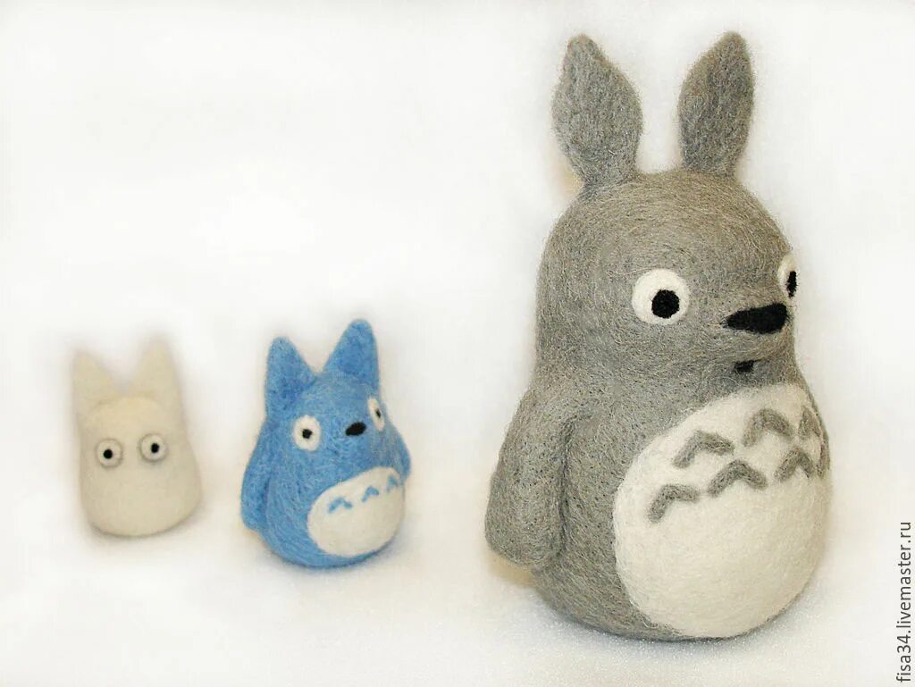 Collection of works by totoro on