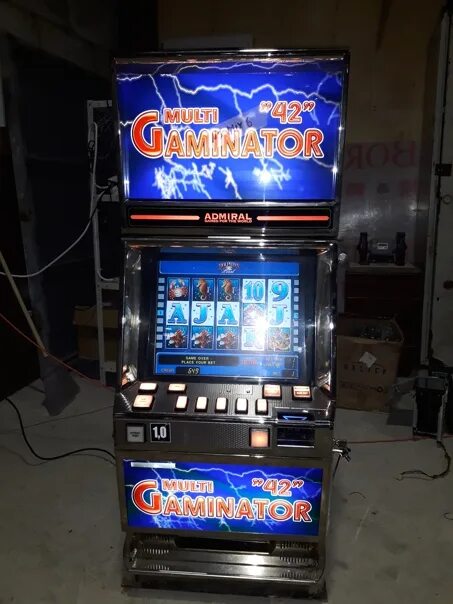 Игровые автоматы на деньги гаминаторы. Novomatic gaminator super v+. Казино вулкан гейминатор слотс. Автомат novomatic 801. Игровые автоматы на деньги гаминаторы без первоначального.