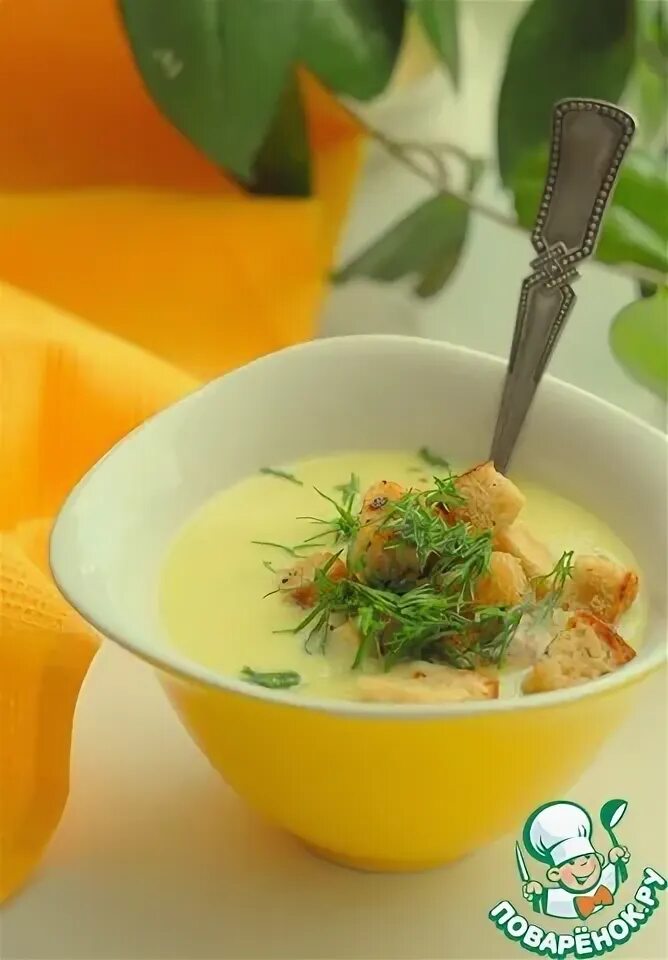 Суп пюре из кабачков и сыра. Овощной суп пюре с куриной грудкой и кабачками. оборудование для супа пюре из овощей. кабачковый суп-пюре с яблоком. суп-пюре из цуккини с декором из моркови.
