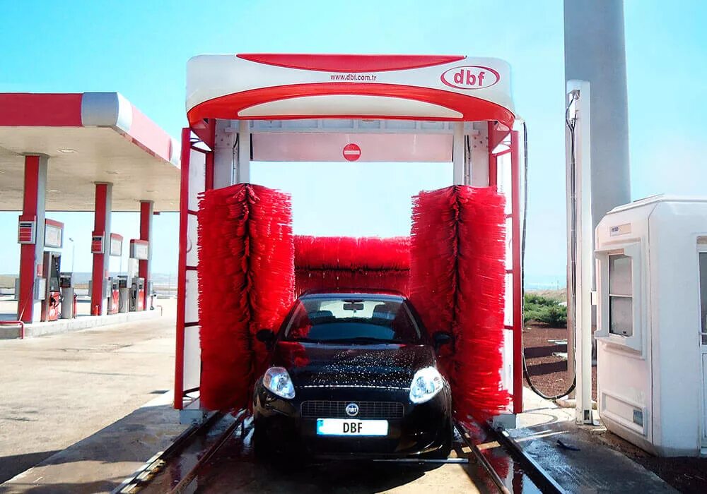 Мойка машин телефон. Car Wash автомойка. Портальная автомойка. Автомойки в Японии. Визуализация автомойки.