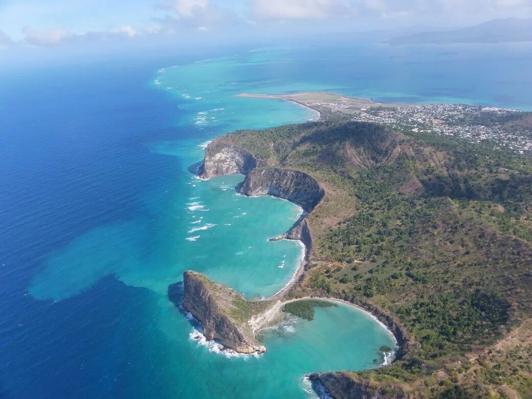 Mayotte. Майотта Франция. Мамудзу Майотта. Коморские острова остров Майотта. Майотта заморский регион Франции.