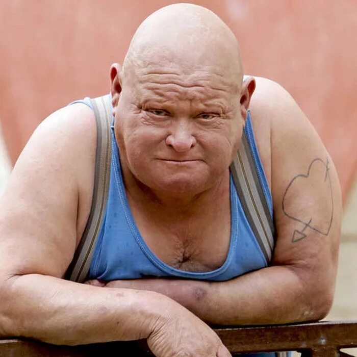 Лысый пухлый. Бородатый толстяк. Толстые с бородой. Маленький толстый лысый. Ив маршессо.