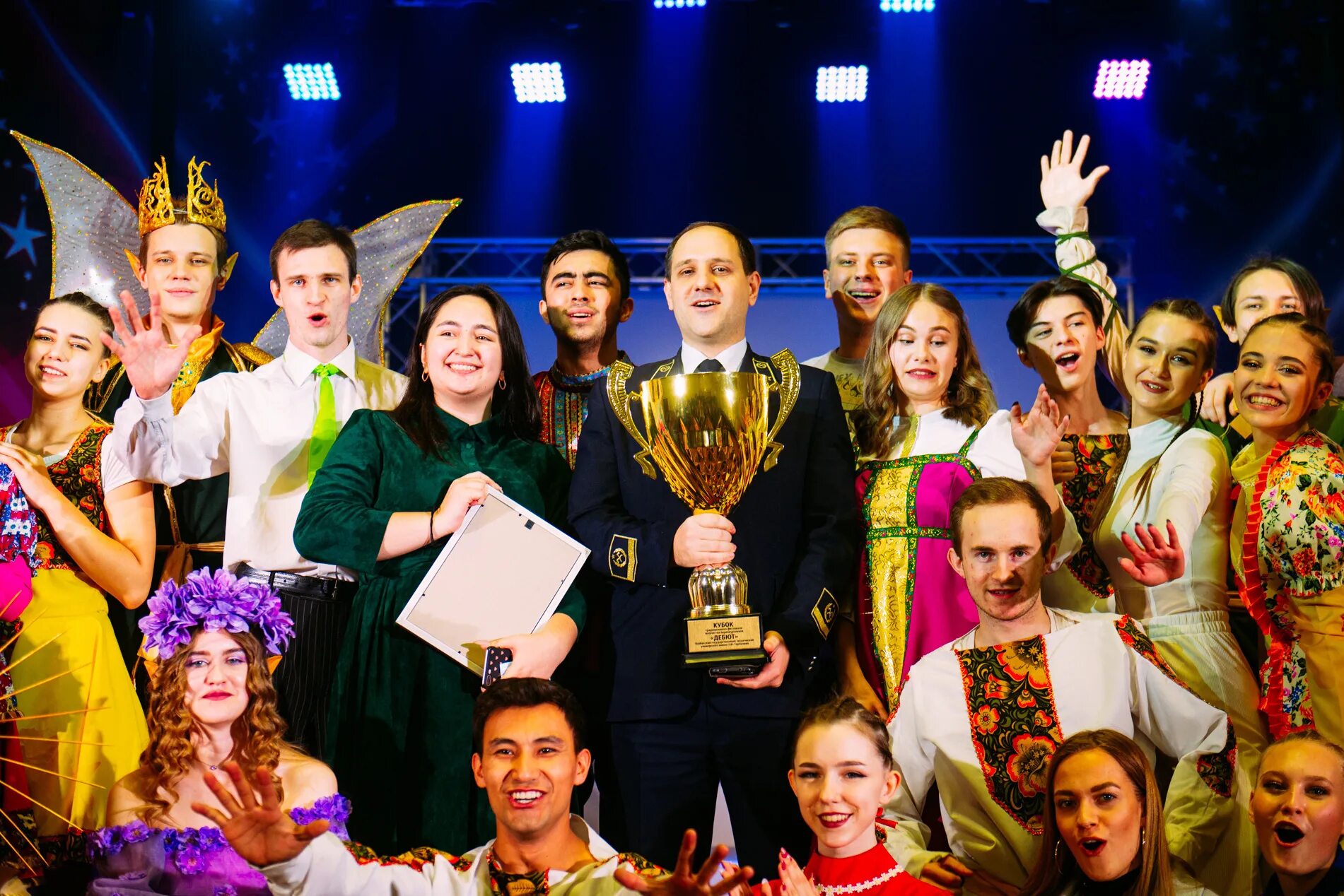 Фестиваль дебют. Концерт политех дебют 2021 иркутск. Фестиваль дебют. Фестиваль дебют. Фестиваль дебют.