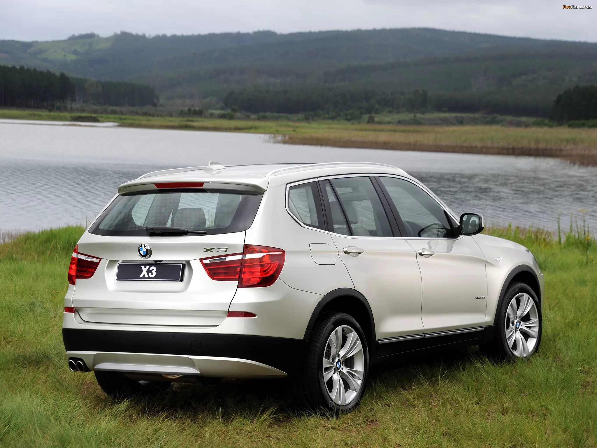 Бмв х3 технические. BMW x3 2010. BMW x3 дизель. BMW x3 универсал. BMW х3 f25.