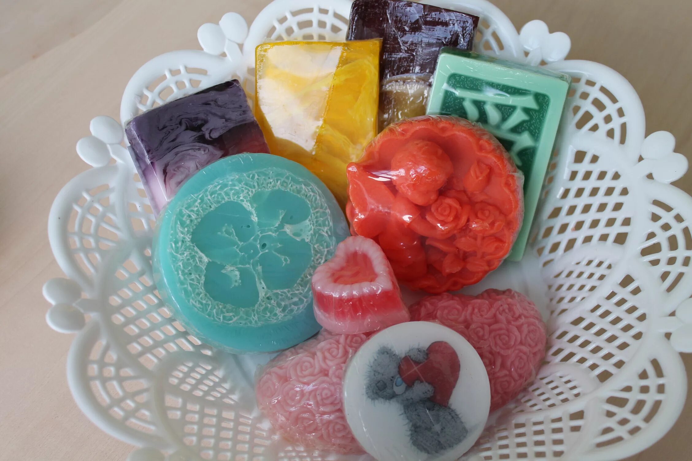 Бизнес мыловарения. Аппарат для изготовления мыла ручной. Мыло ручной работы. Мыло ручной работы. Мыло на дому работа.