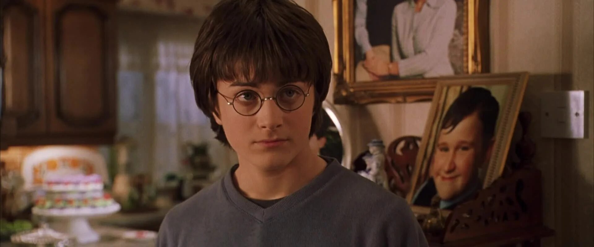 Гарри поттер и тайная комната фильм 2002 василиск. Гарри поттер иттайная комната. Гарри поттер и тайная комната фильм 2002 василиск. Гарри поттер и тайная комната фильм 2002. Виолет коламбус гарри поттер и тайная комната.