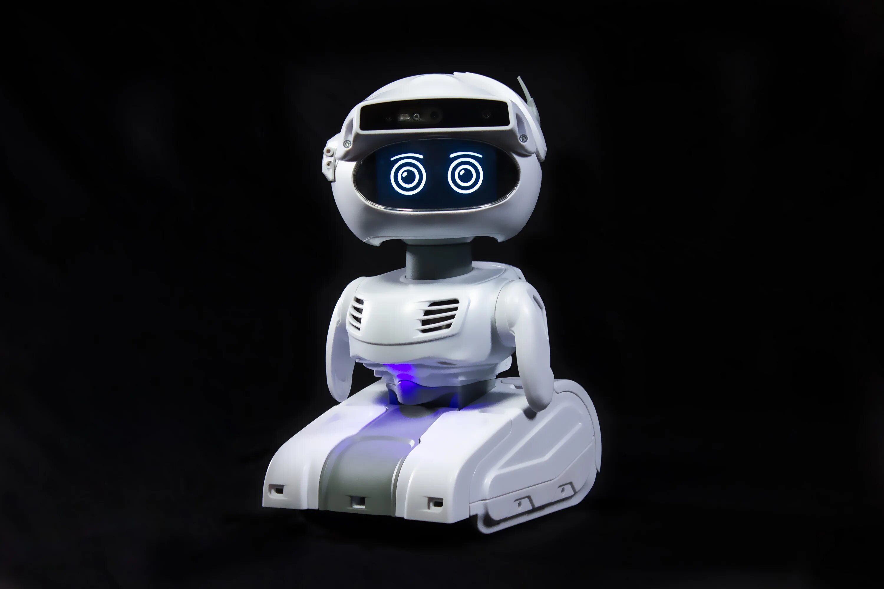 Robot robotic. Misty робот. Роботы для детей. Бытовые роботы. Робот с искусственным интеллектом.