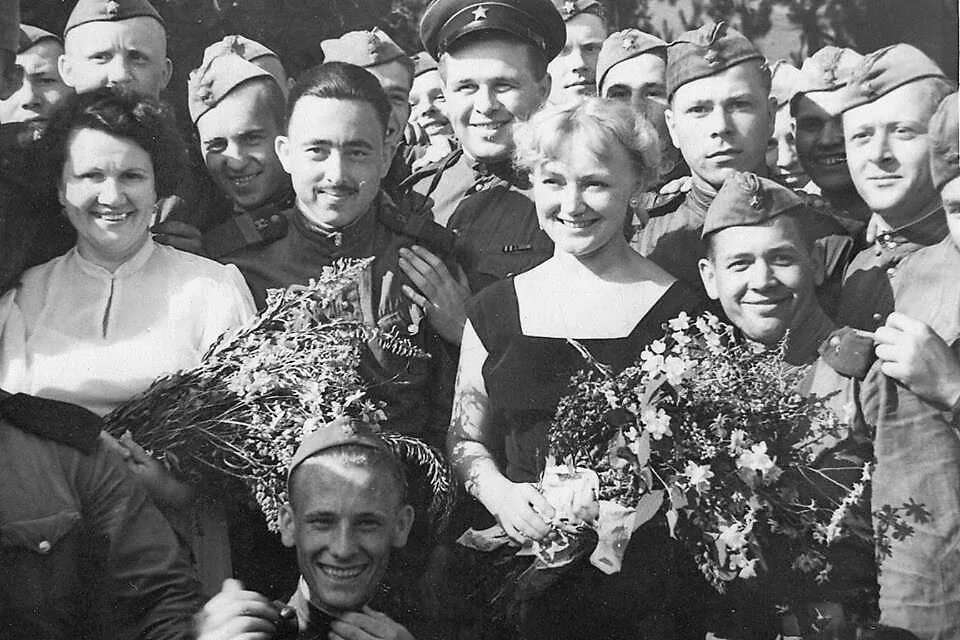 Фронтовые бригады 1941-1945. Новости с фронта 26.03 24