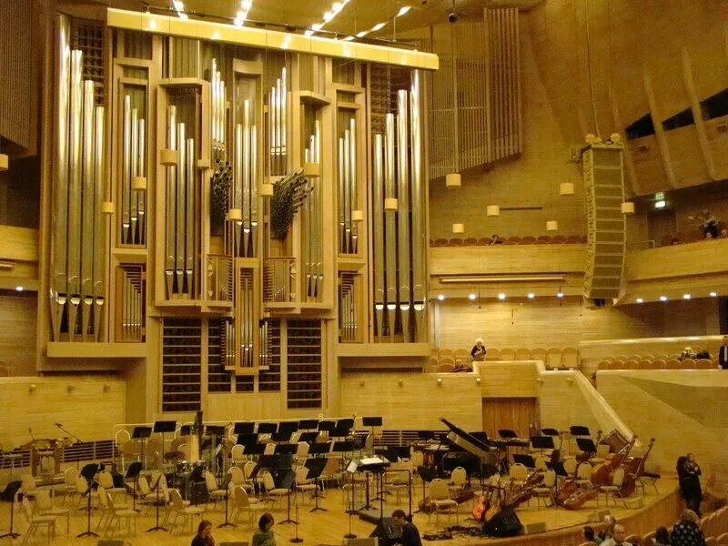 органный зал москва. концертный зал чайковского орган. органный зал москва. орган фридриха ладегаста. консерватория чайковского ложа.