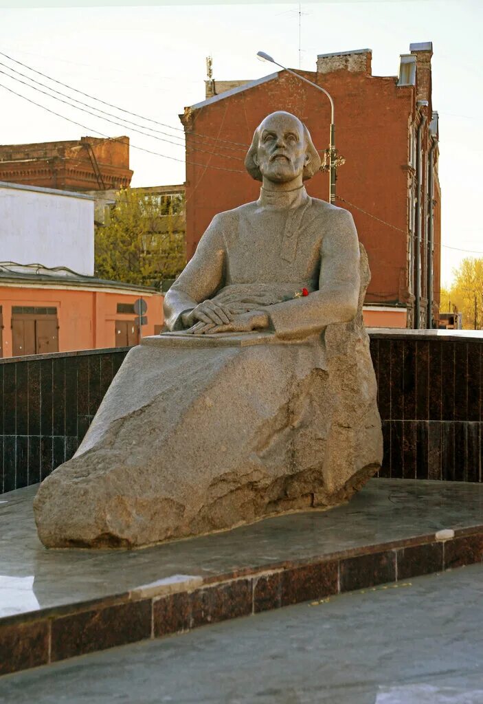 Памятник константину циолковскому (санкт-петербург). Памятник константину циолковскому (санкт-петербург). Циолковский в петербурге. Спб памятник циолковскому обводный. Циолковскому в петербурге.