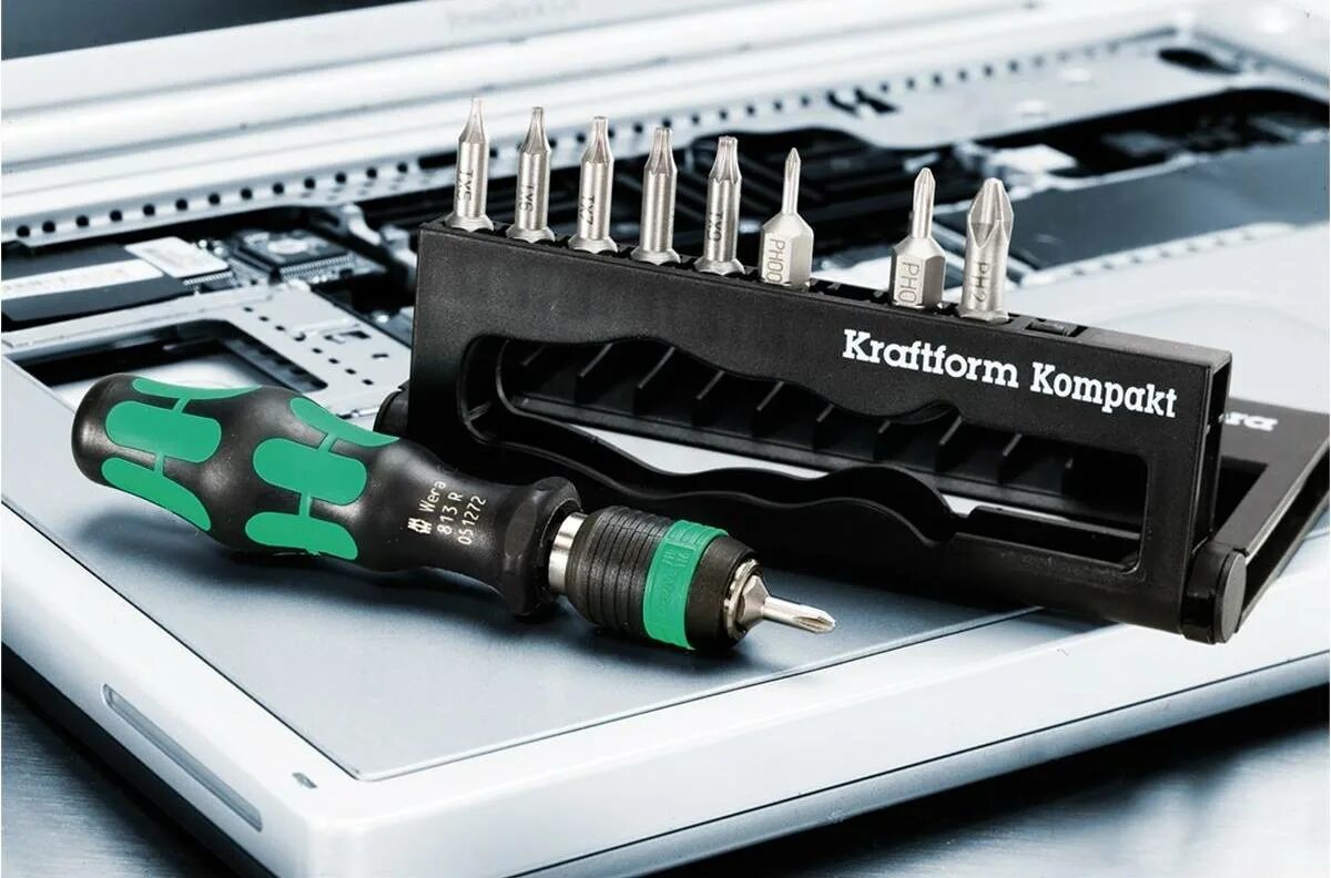 Лучшие биты для шуруповерта рейтинг. Wera kraftform micro. биты wera для шуруповерта. набор отверток wera kraftform kompakt micro-set/11 sb для электроники 135938. набор бит ультима для шуруповерта.