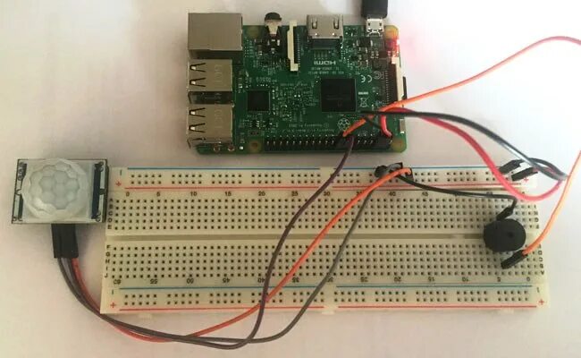 Pi датчик. Датчик движения raspberry pi. сигнализация pir-8912b. сигнализация на распберри. датчик движения протеус.